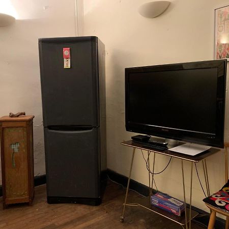 Civray  Chambre Sdb Privee Townhouse 26 Chambres D'Hotes Civray מראה חיצוני תמונה
