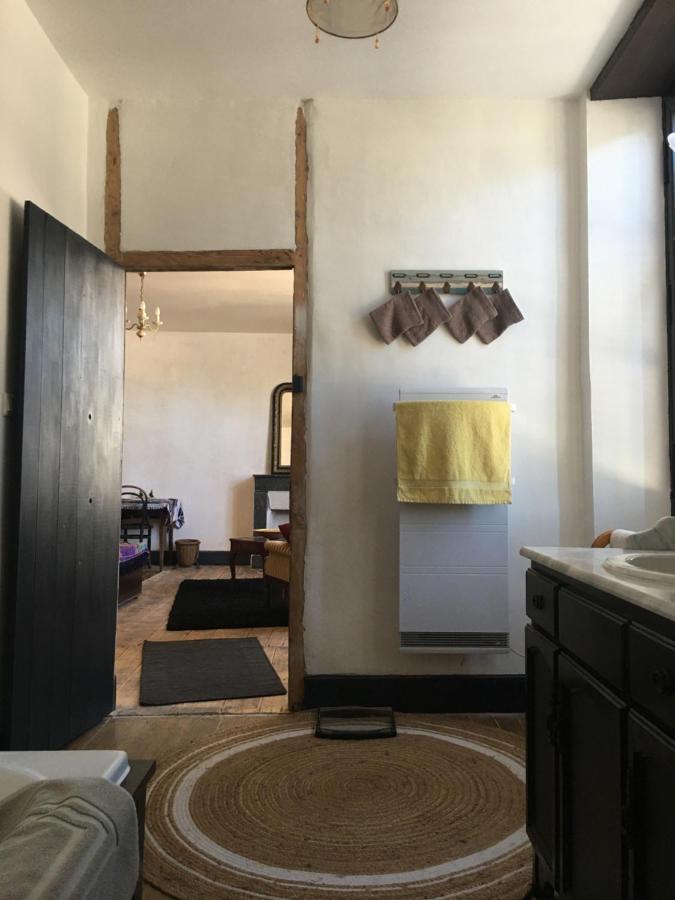 Civray  Chambre Sdb Privee Townhouse 26 Chambres D'Hotes Civray מראה חיצוני תמונה