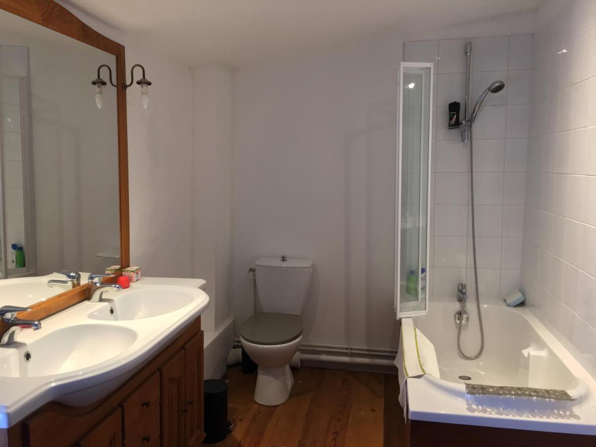 Civray  Chambre Sdb Privee Townhouse 26 Chambres D'Hotes Civray מראה חיצוני תמונה