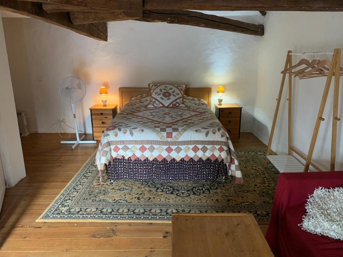 Civray  Chambre Sdb Privee Townhouse 26 Chambres D'Hotes Civray מראה חיצוני תמונה